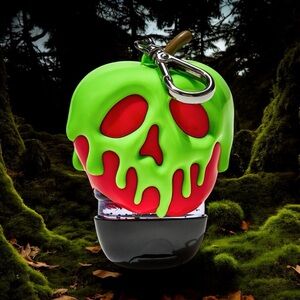 BBW Evil Queen Poison Apple Glow-in-the-Dark PocketBac Holder with Bonus Gel 🍎